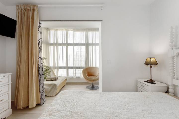 Apartamento entero, Apartamento 'Natalina T2' con Balcón y Wi-Fi in Praia da Nazaré, Nazaré