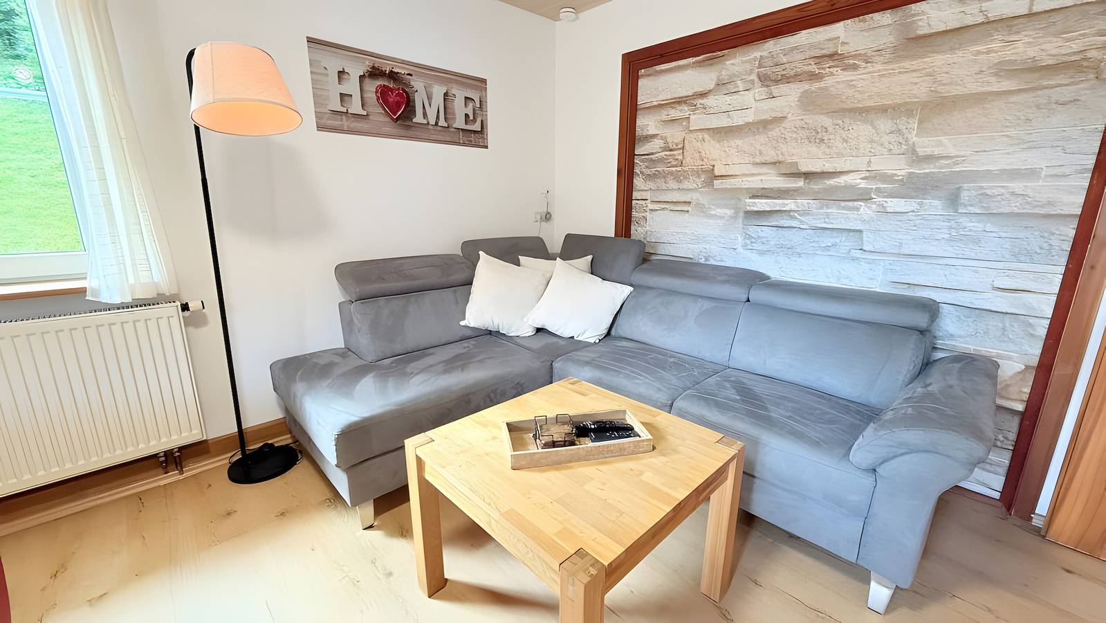 Ganze Wohnung, Hundefreundliche Ferienwohnung Wildbach 80qm, 2 Schlafzimmer, Infrarotsauna, max. 4 Personen in Enzklösterle, Nordschwarzwald