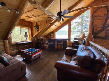 Vacation House for 16 Guests in Big Bear Lake, San Bernardino County, Picture 3