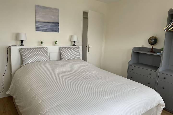 Appartement entier, Appartement rénové vue mer, plage et falaises in Veulettes-sur-Mer, Région de Dieppe