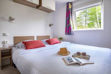 Static Caravan for 4 People in Tellin, Wallonia, Photo 3