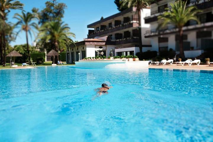 Hôtel pour 10 personnes, avec Terrasse ainsi que Jardin et Sauna à Jerez de la Frontera