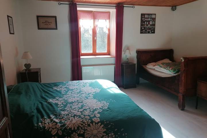 Ganze Wohnung, *** Cottage 80 m² in abgelegenen Farm Großvater, ruhig, Landschaft - Landresse in Landresse, Französischer Jura