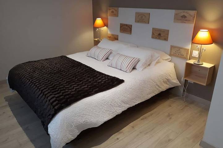 Location de vacances pour 4 personnes, avec jardin et terrasse à Saint-Christophe-des-Bardes - 2