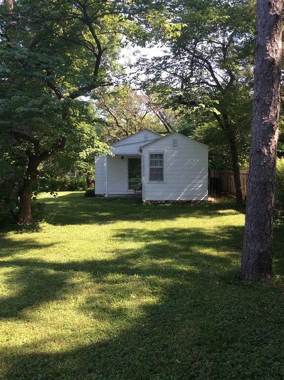 Lake house for 2 people in Missouri