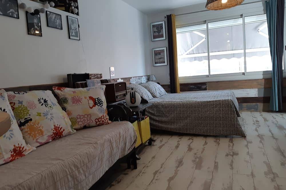 Melanie'S Little House 30M From The Sea in Le Brusc, Six-Fours-les-Plages