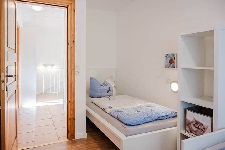 Ganze Wohnung, Ferienwohnung Fachwerkhaus  \"Westen oben\" - Bauernhof Hopp in Westfehmarn, Fehmarn