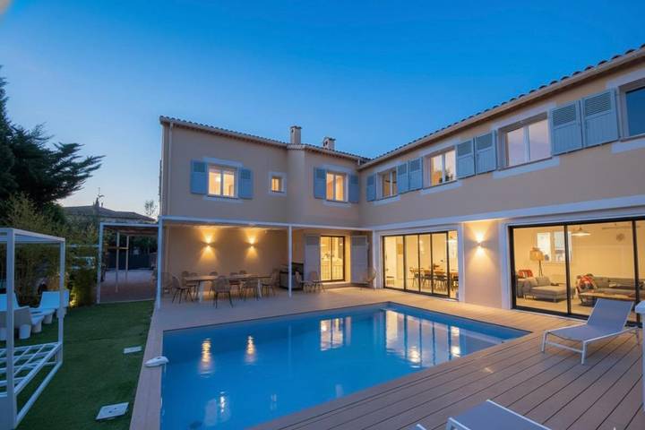 Villa pour 16 personnes, avec piscine et jardin à Saint-Tropez