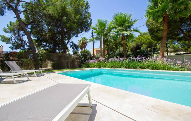Appartement mit Meerblick, Pool, Terrasse und Grill 1 km zum Strand von es Clot des Moro in El Toro, Calvià