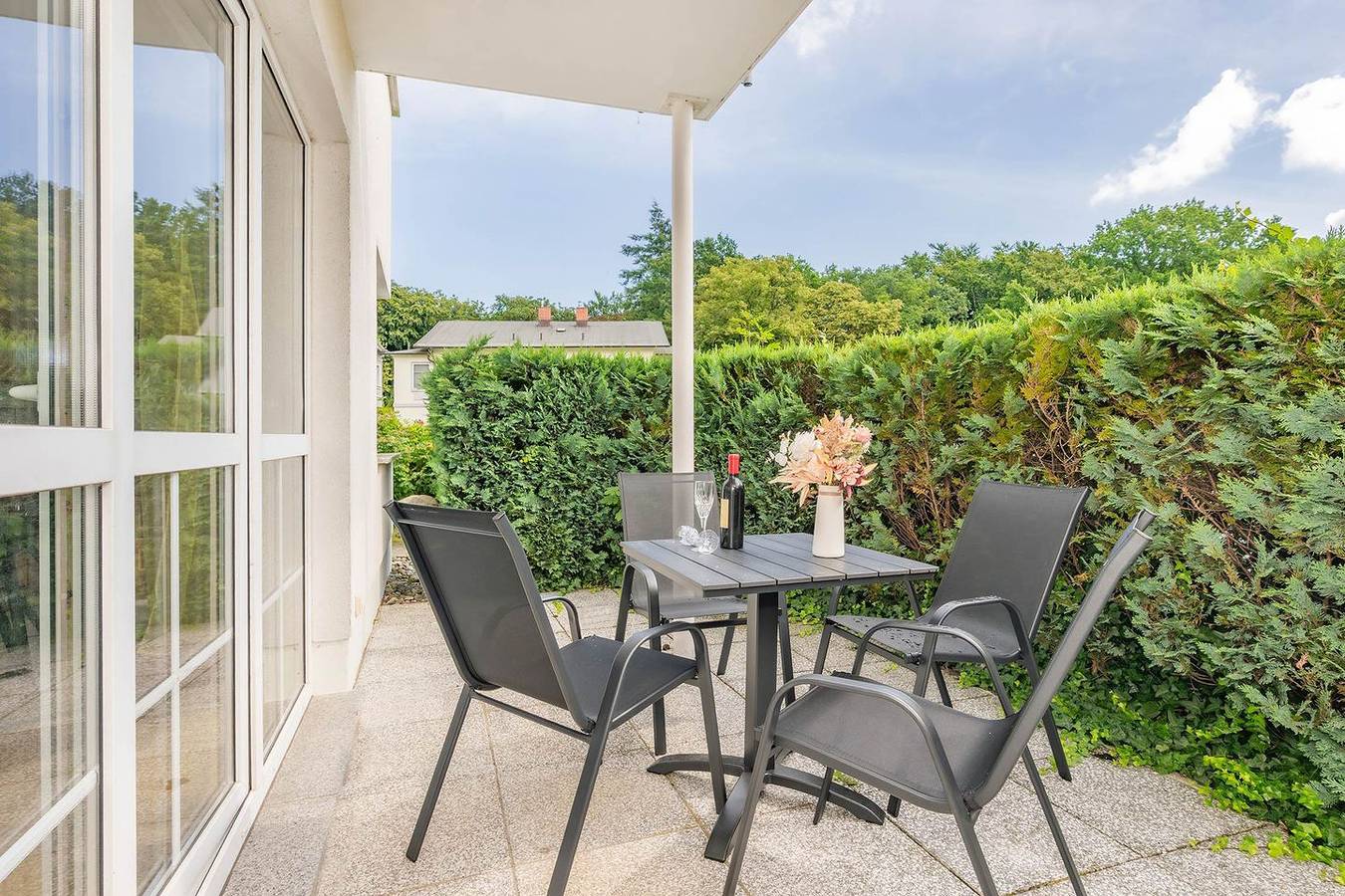 Cały apartament, Haus Kastanie 01 – Komfortable Ferienwohnung mit Terrasse in Zinnowitz in Zinnowitz, Usedomer Norden