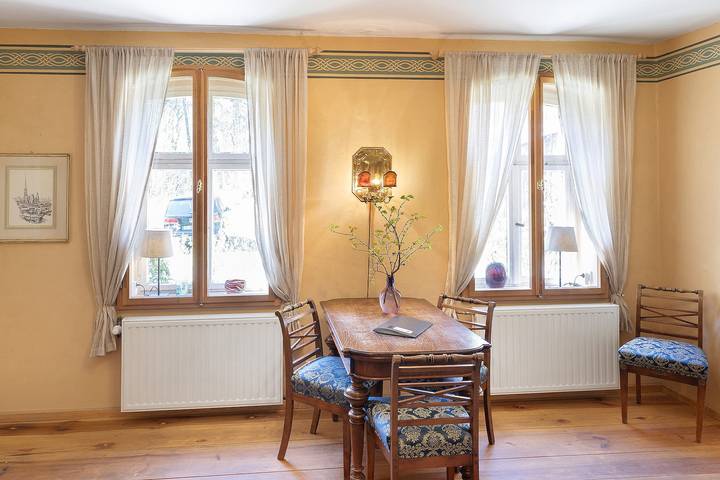 Ferienwohnung für 4 Personen, mit Balkon und Garten