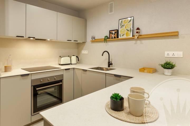 Apartamento entero, Apartamento de vacaciones para 4 personas con jardín in Atamaría, Cartagena