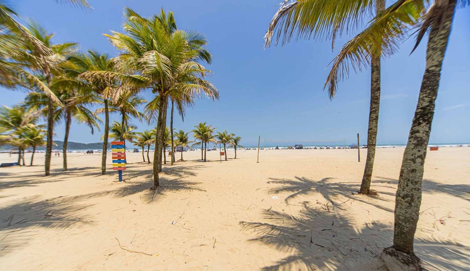 Casa com Piscina e Churrasqueira a 220 m da Praia in Guilhermina, Praia Grande
