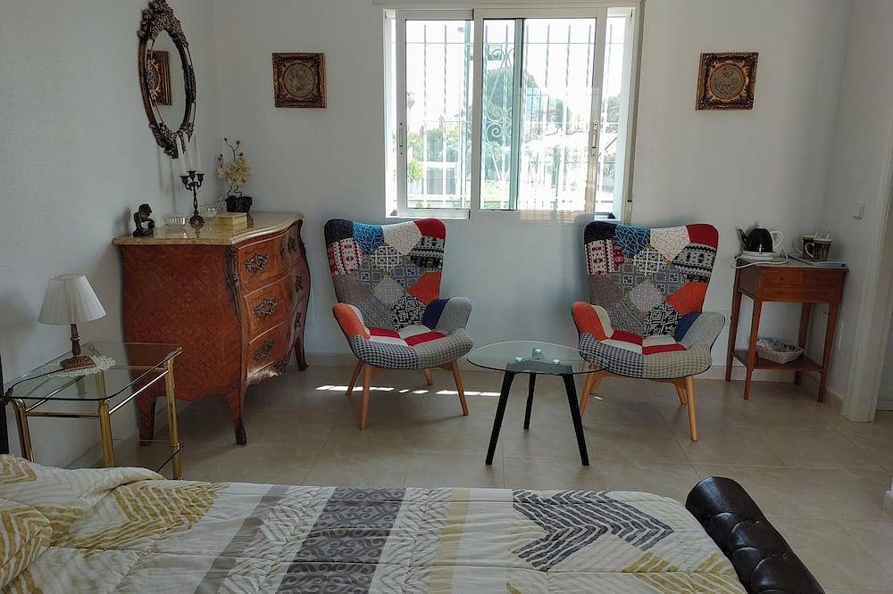 Chalet con piscina privada y climatizada a10mn de las playas y comercios in Golf Resorts Murcia, San Javier