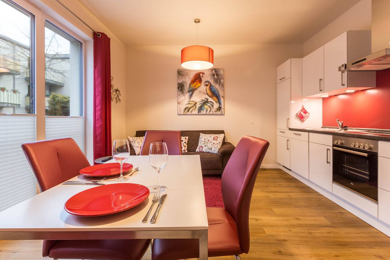 Ganze Wohnung, Moderne Ferienwohnung "Büsumperle Rot" in zentraler Lage mit Wlan in Hafen Büsum, Büsum
