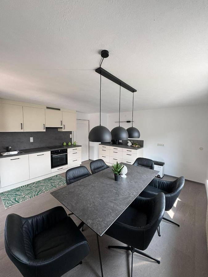Ferienwohnung für 4 Personen, mit Terrasse und Ausblick - 1