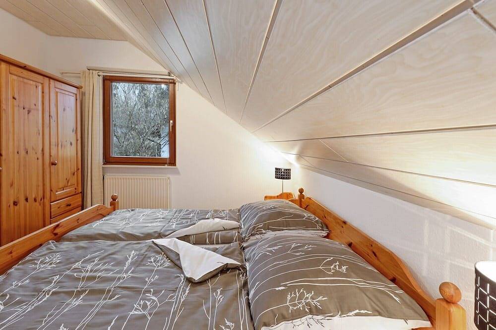 Ferienhaus bei Diane (eigene Sauna, Wlan, See, Wald, Wellness) in Kirchheim, Knüllgebirge