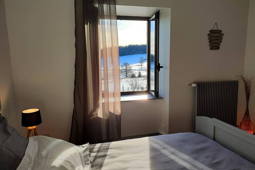 Encantadora casa con jardín y wifi en Chalmazel-Jeansagnière in Chalmazel, Montbrison