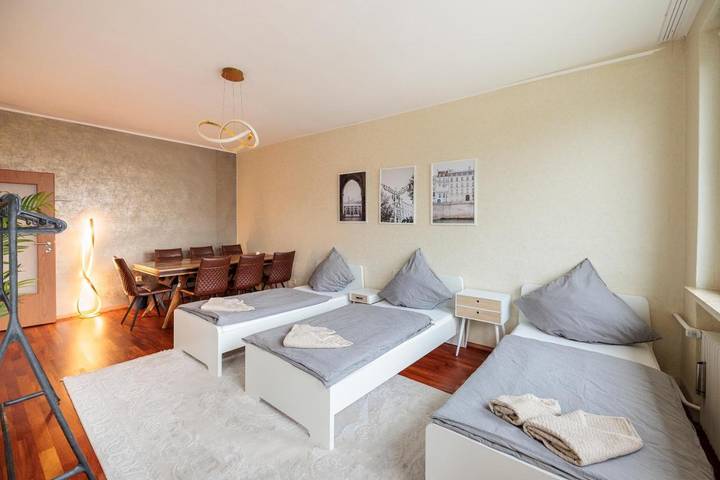 Ferienwohnung für 7 Personen, mit Ausblick und Balkon in Herrenhäuser Gärten - 2