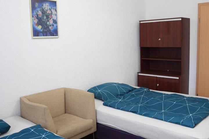 Ferienwohnung für 9 Personen, mit Terrasse und Garten
