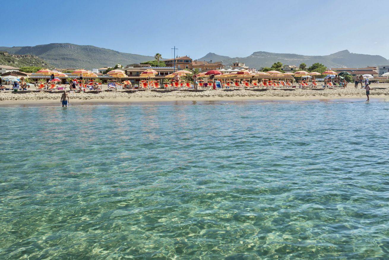 Appartamento intero, Lido Chelo Junior Suite 4 letti vista mare  in Bosa Marina, Planargia