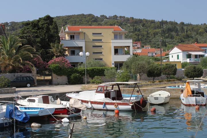 Apartamento entero, Apartamento de una habitación con terraza y vista al mar Preko, Ugljan -a in Plaža Jaz, Preko