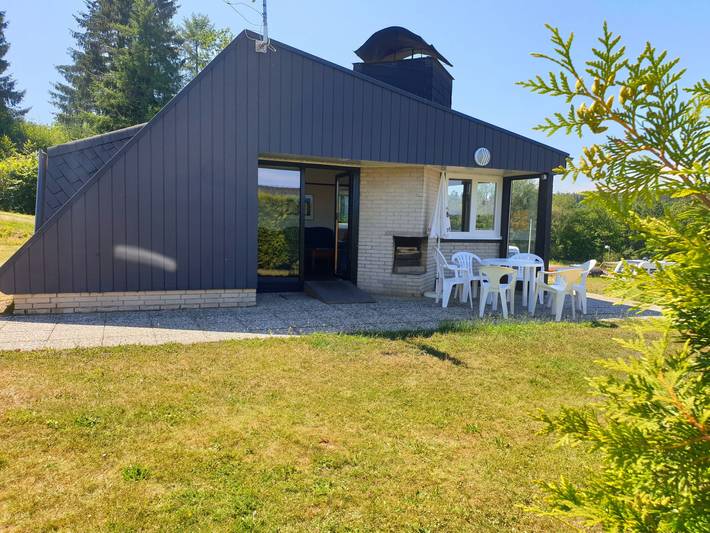 Ferienhaus für 6 Personen, mit Terrasse und Garten in Gerolstein