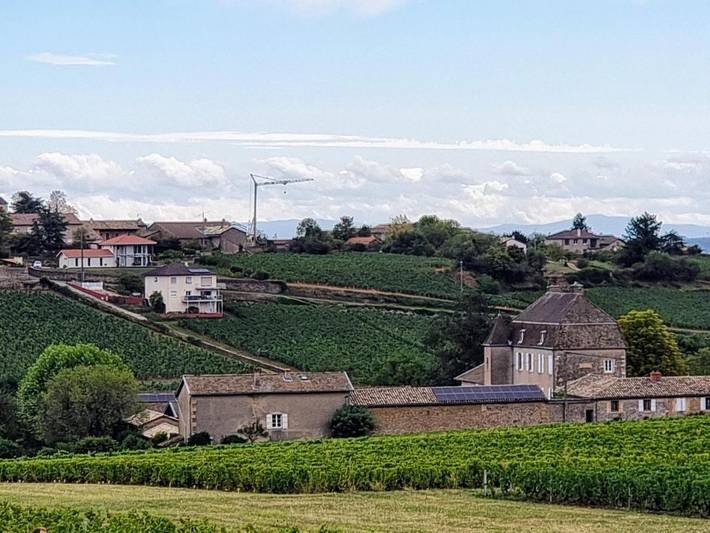 Gîte pour 4 personnes, avec vue ainsi que jardin et terrasse, animaux acceptés à Chaintré - 3