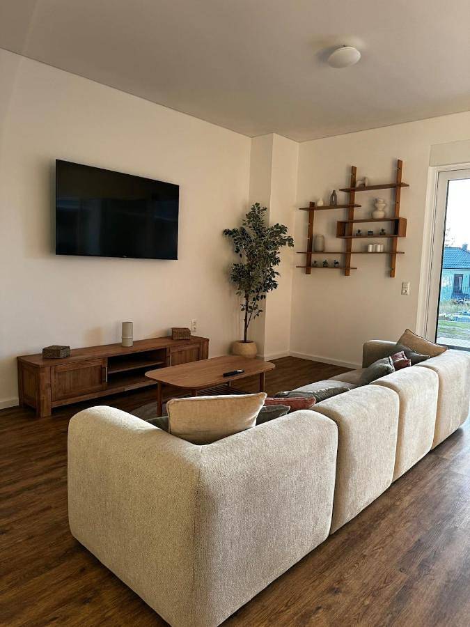 Ferienwohnung für 4 Personen, mit Terrasse und Sauna sowie Ausblick und Seeblick in Groß Köris