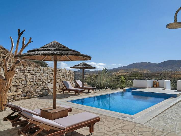 Ferienhaus für 2 Personen, mit Terrasse und Pool in Pitsidia