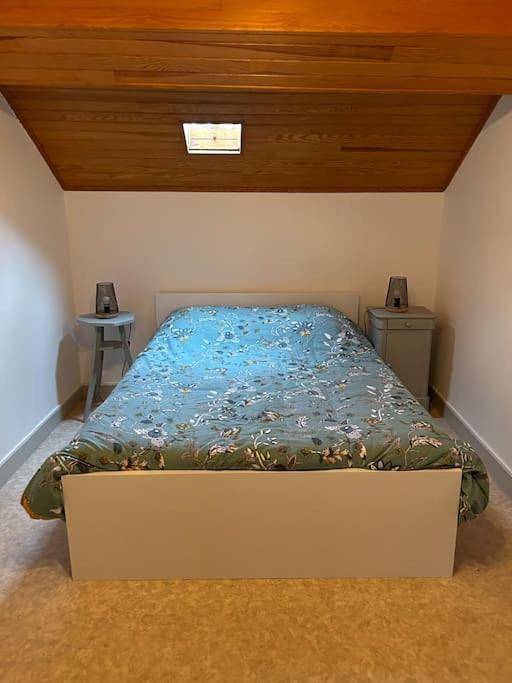 Location de vacances pour 7 personnes, avec vue et jardin, adapté aux familles à Ussat - 4