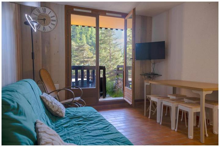 Appartement de vacances pour 6 personnes, avec Terrasse ainsi que Jardin et Vue