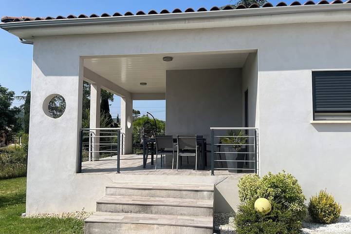 Location de vacances pour 4 personnes à Saint-Julien-les-Rosiers - 4