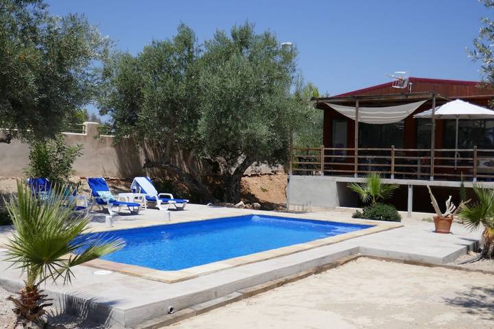 Villa pour 8 personnes, avec terrasse et piscine à L'Ampolla