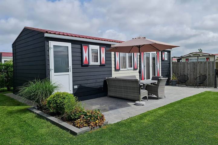 Chalet für 5 Personen, mit Garten, mit Haustier in Serooskerke