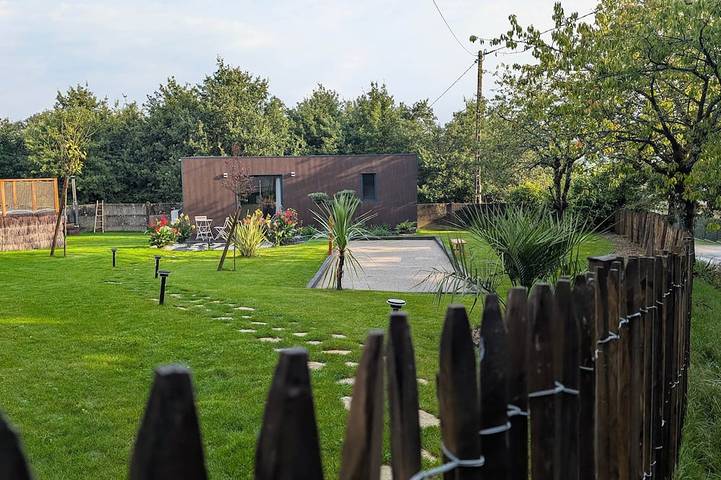 Location de vacances pour 2 personnes, avec Piscine à Pancé
