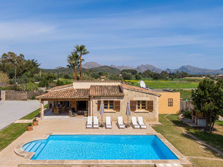 Ferienhaus für 6 Personen, mit Balkon/Terrasse und Pool - 1