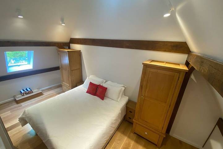 Avalon Waterside Lodge-Kabine-Luxus-Ensuite mit Dusche-Seeblick in Bodiam, Ost Sussex