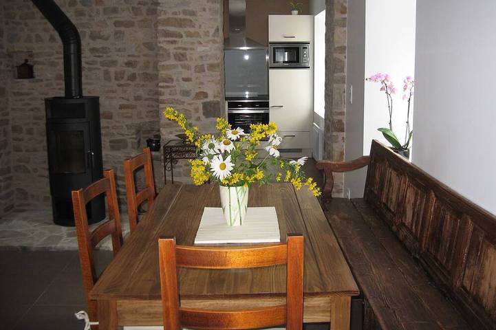 Gîte pour 4 personnes, avec Terrasse et Jardin