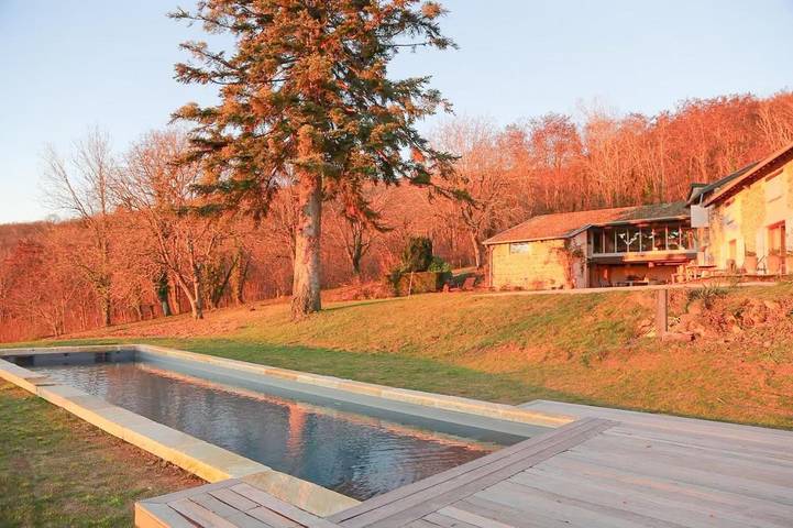 Maison de vacances pour 7 personnes, avec piscine ainsi que jardin et terrasse