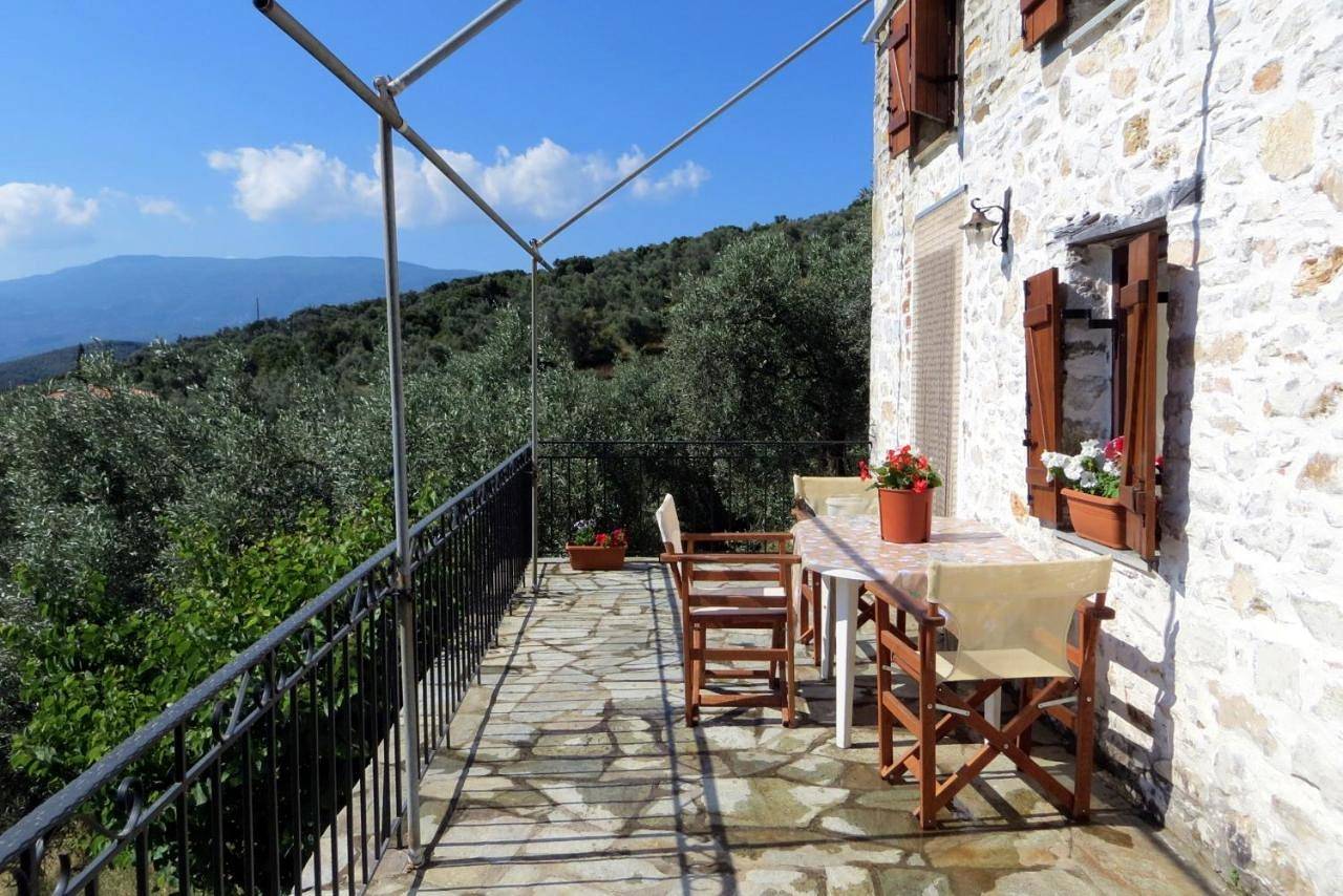 Ganze Wohnung, Apartment - Split Level in Pilion