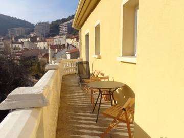 Gîte pour 4 personnes, avec balcon dans Office De Tourisme D Amelie Les Bains