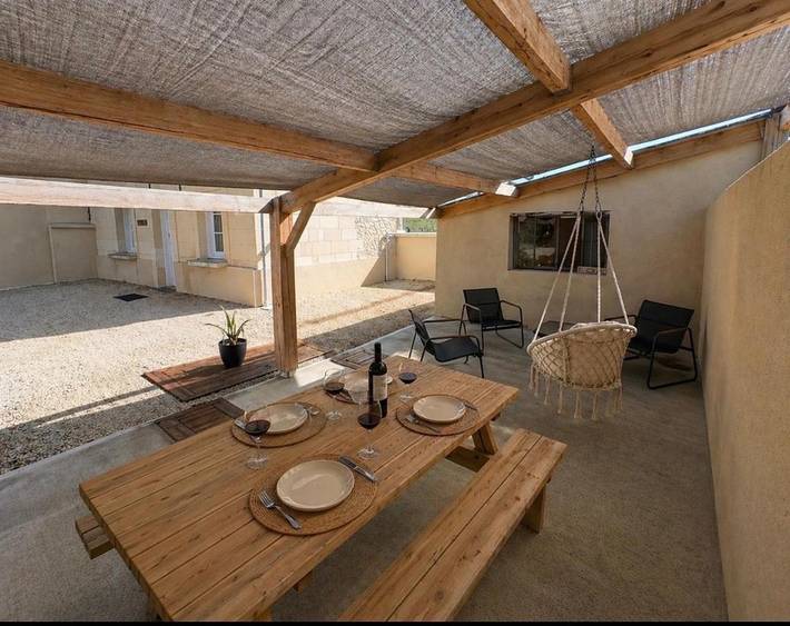 Location de vacances pour 4 personnes, avec jardin et vue à Le Puy-Notre-Dame - 3