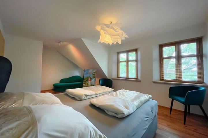 Ganze Wohnung, Ferienwohnung im Fachwerkhaus mit Sauna & Pool in Buschvitz, Bergen auf Rügen und Umgebung