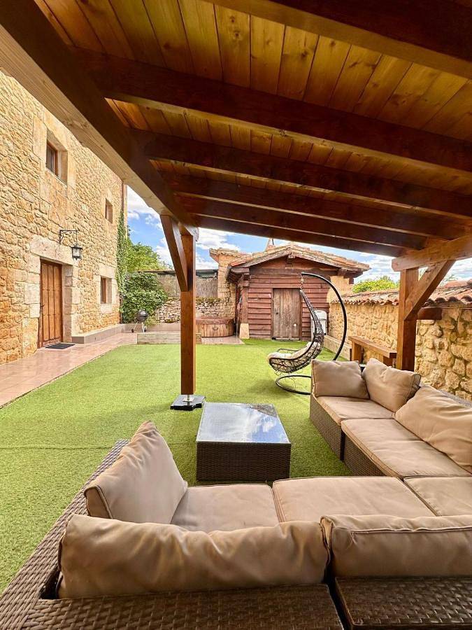 Chalet para 10 personas, con jacuzzi además de piscina y jardín en Las Merindades - 3