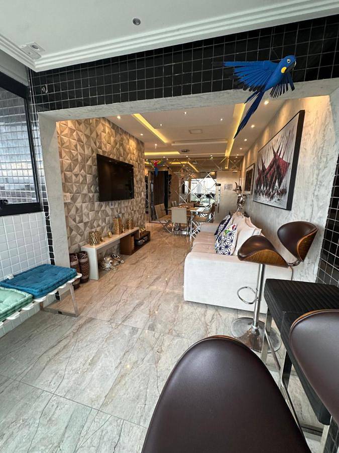 Casas e apartamentos de temporada para 8 pessoas, com piscina e terraço e ainda vista, com animais de estimação em Belém