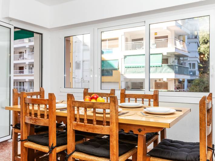 Ferienwohnung für 4 Personen, mit Balkon in Calella - 3