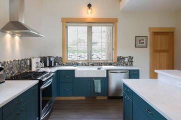 Vacation House for 12 Guests in Custer Gallatin National Forest, Montana, Picture 4