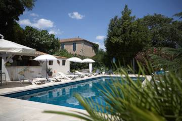 Cottage pour 3 personnes, avec piscine et jardin à Sérignan