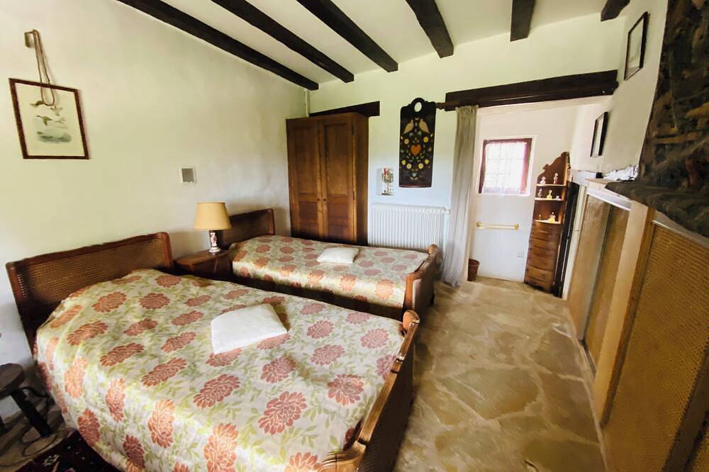 Domaine Terre de Blade, vue sur l’héritage de Joséphine Baker in Veyrines-de-Domme, Périgord Noir